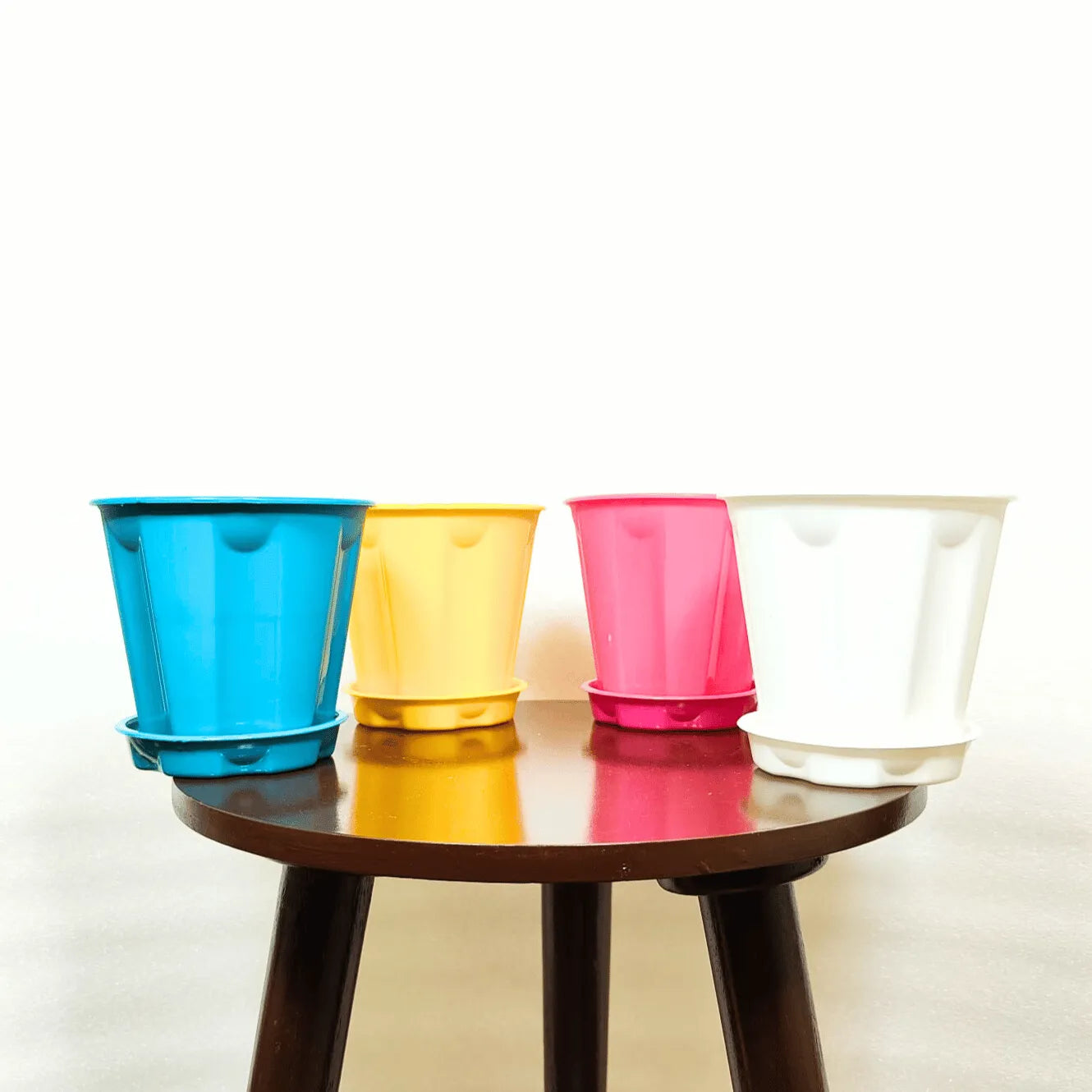 Buy Plastic Pot with base plate (Pack of 4) On line at Lalitenterprise